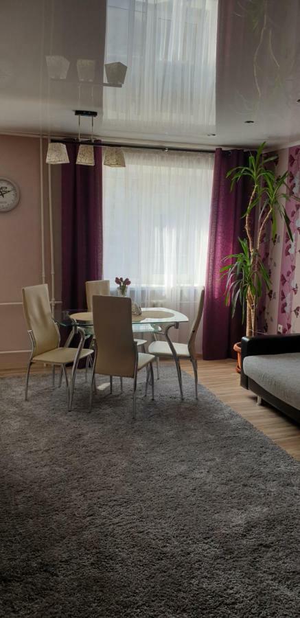 Apartment Lenin Baranavichy Bagian luar foto